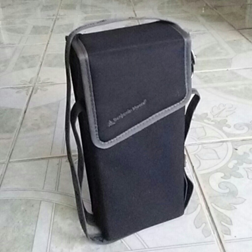 Benjamin moore accessory bags